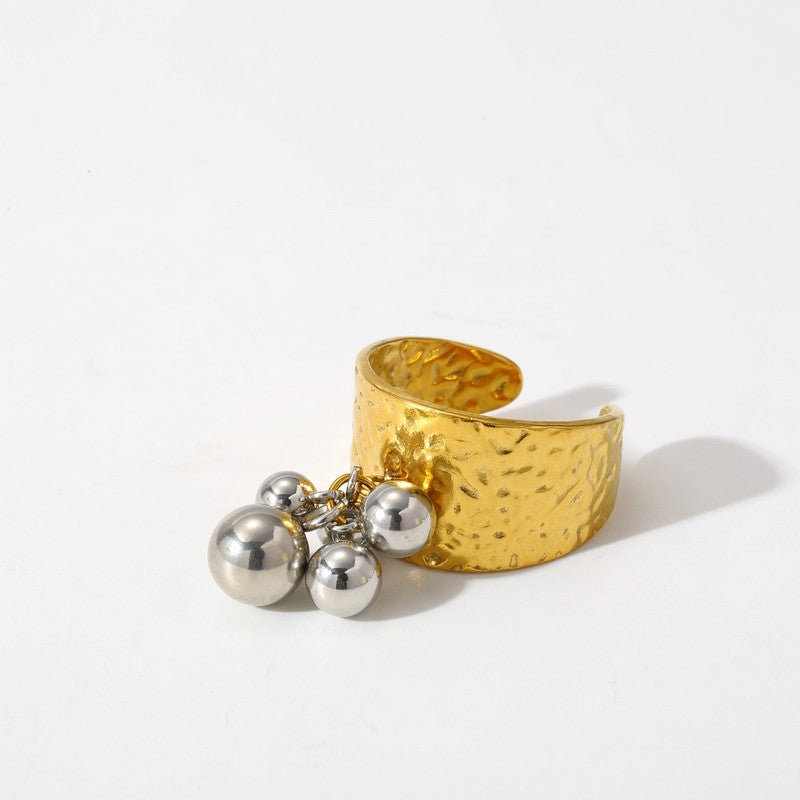 Midas Textured Dangle Ring