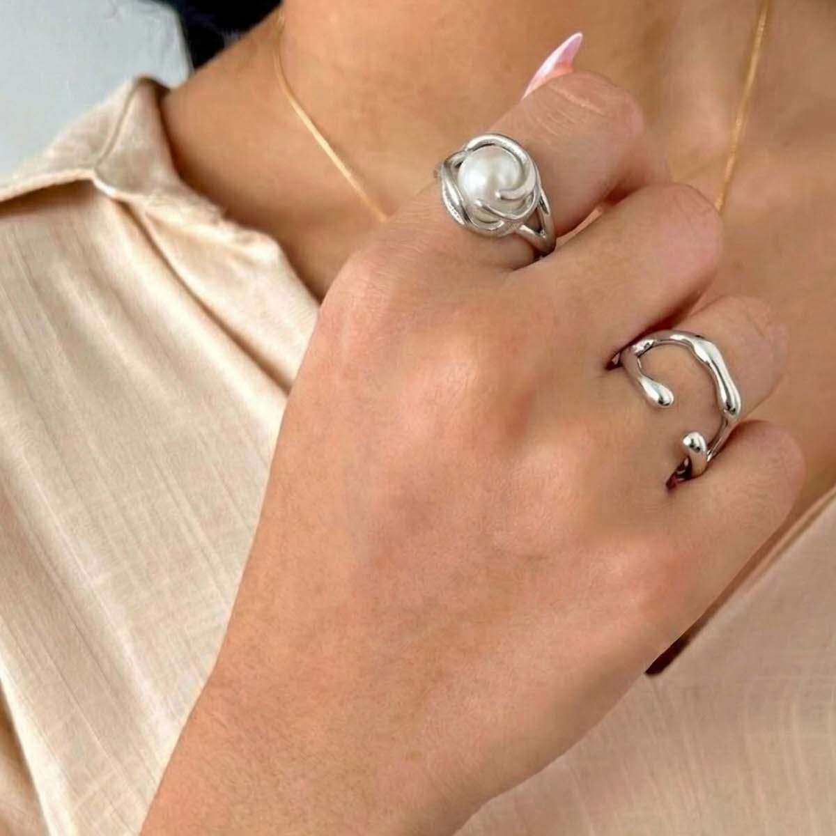 Luna Knot Ring Set