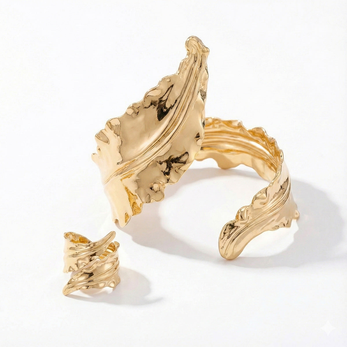 Gold Leaf Bangle Set